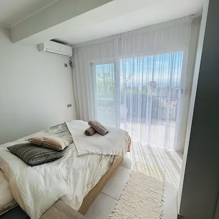 New Luxury Tuulia With Private Pool And Parking Вілла *