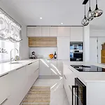 New Luxury Tuulia With Private Pool And Parking *