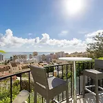 ヴィラ New Luxury Tuulia With Private Pool And Parking