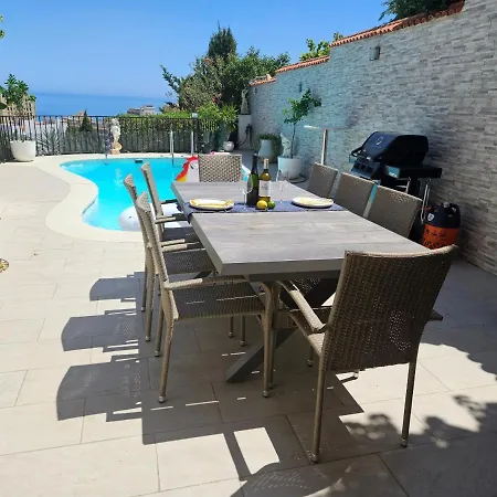 New Luxury Tuulia With Private Pool And Parking ヴィラ *