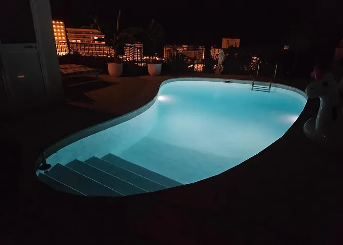 New Luxury Tuulia With Private Pool And Parking 别墅