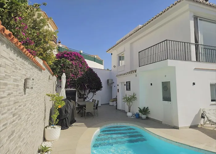 New Luxury Tuulia With Private Pool And Parking 别墅 *