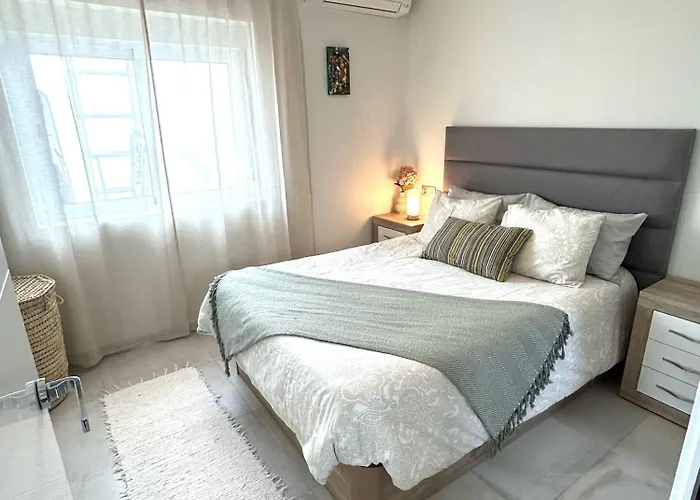 New Luxury Tuulia With Private Pool And Parking