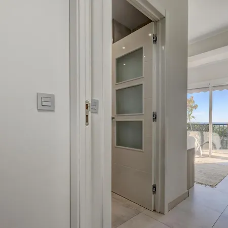 New Luxury Tuulia With Private Pool And Parking וילה
